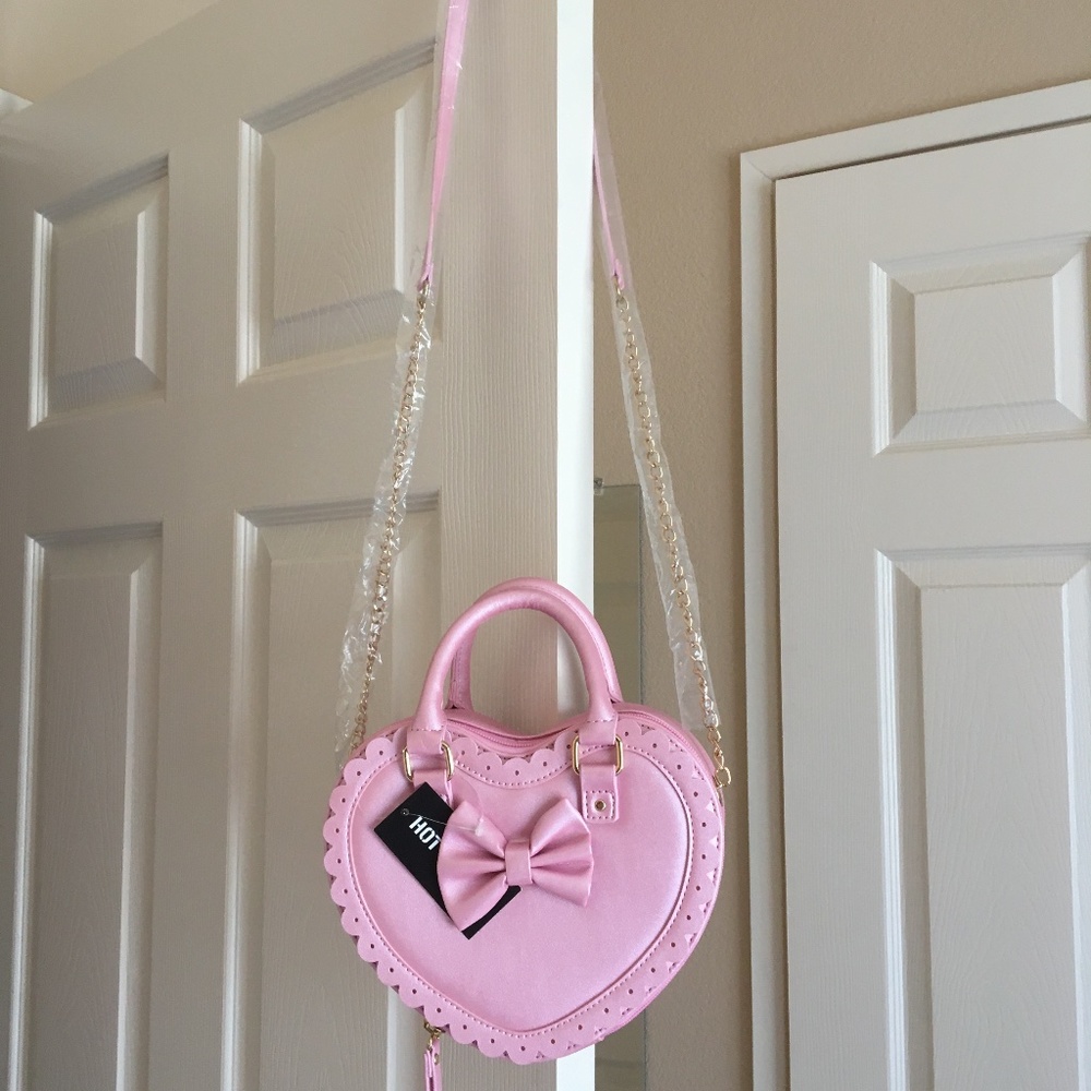 Pink Heart Crossbody Hot Topic Bag